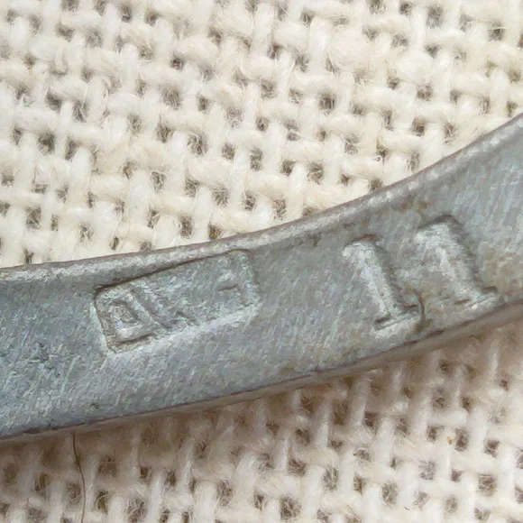 Vintage 1970s Luckenbooth Pendant in PEWTER by David William Harkison - Picture 5 of 6